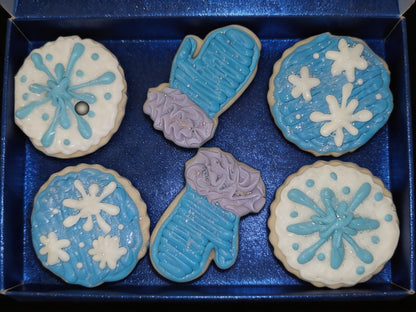 Winter Theme Mittens and Snoflakes